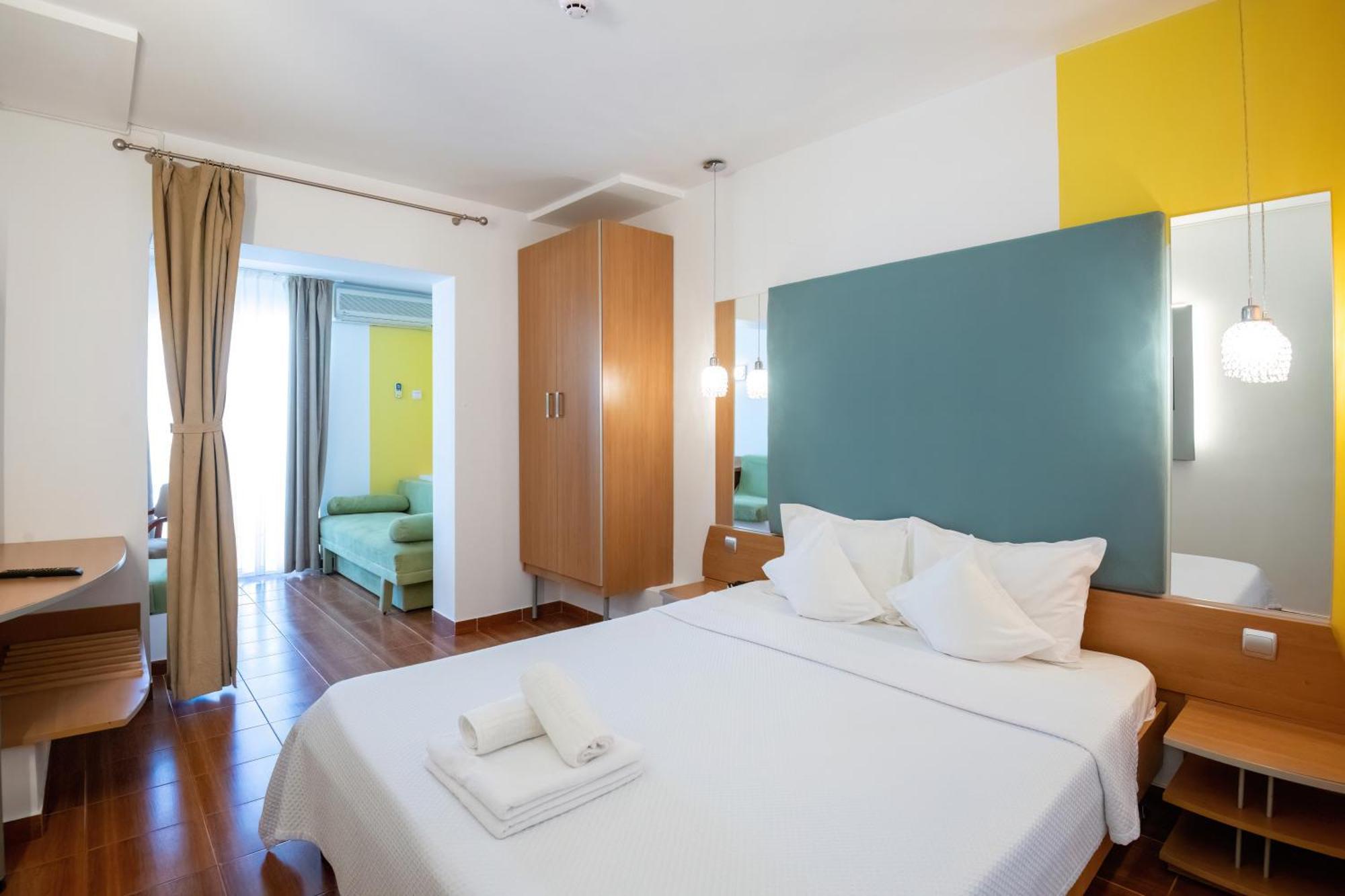 Complex Modern All Inclusive 马马亚 外观 照片